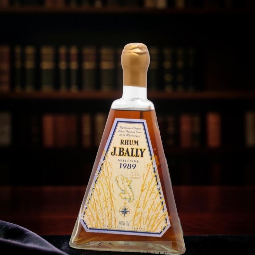 Rhum J. Bally Millésime 1989 Pyramid Bottle